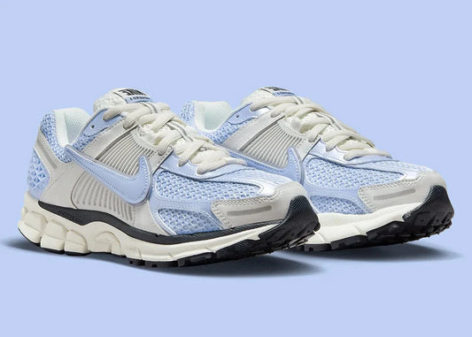 Nike Zoom Vomero 5 Royal Tint Photon Dust (Women's)